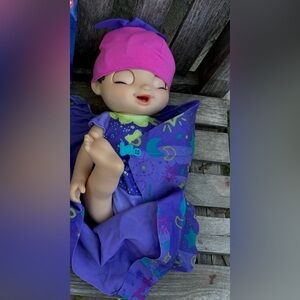 interactive baby alive doll WORKS toy girl brunette baby grows up